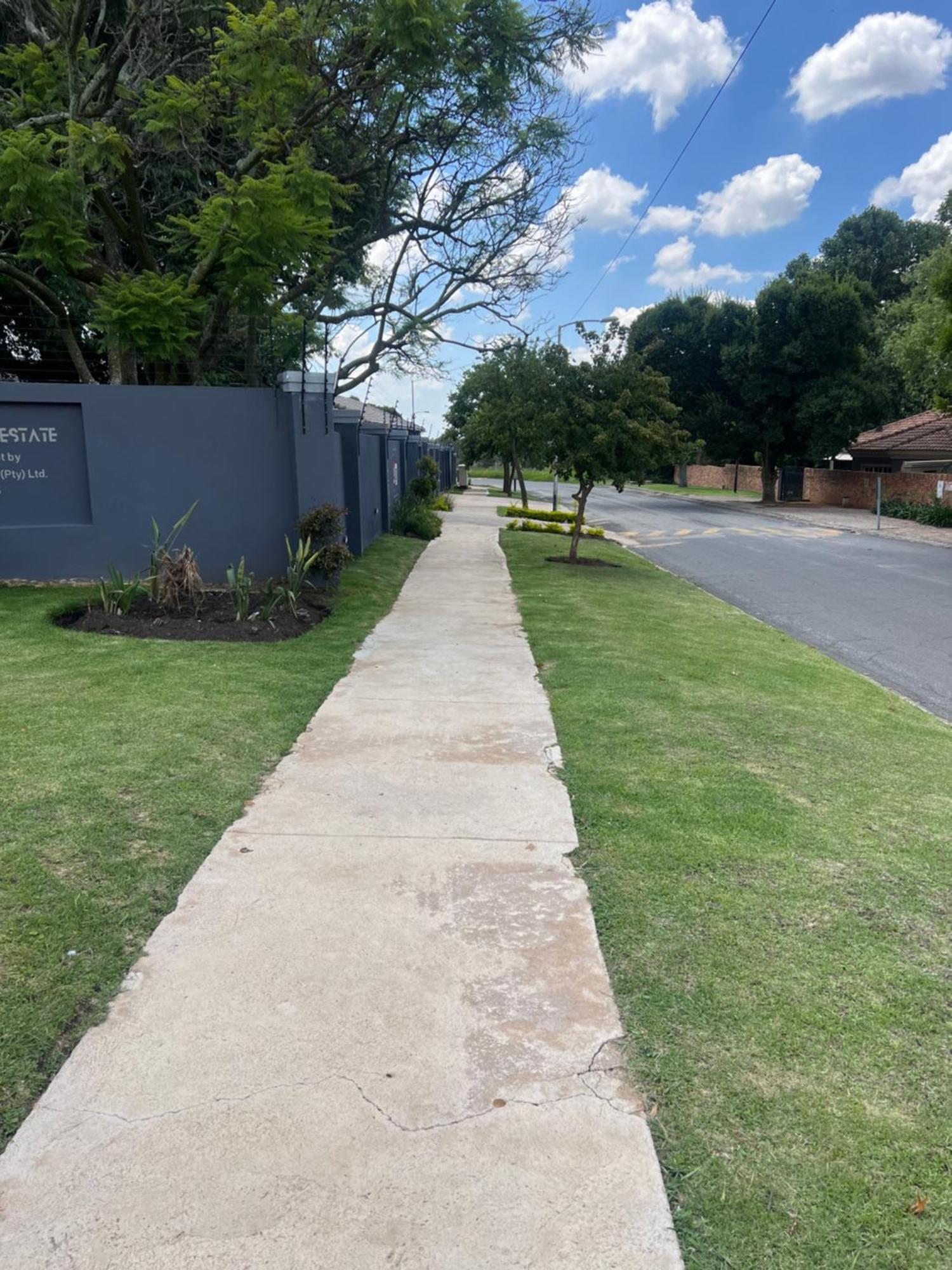 Ubuntu Lifestyle Estate Hotel Krugersdorp Exterior photo
