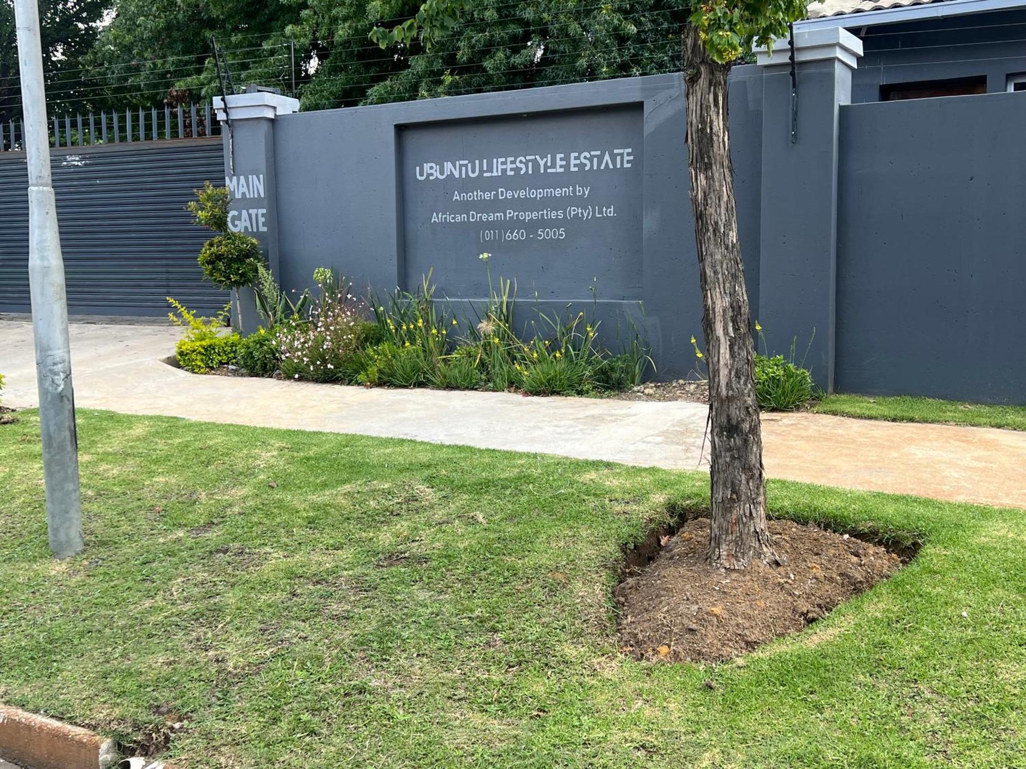 Ubuntu Lifestyle Estate Hotel Krugersdorp Exterior photo