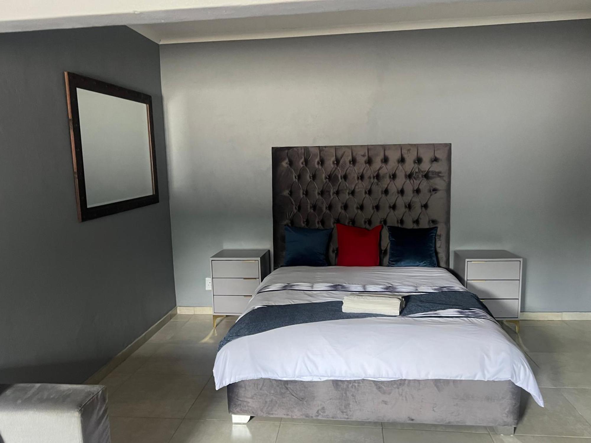 Ubuntu Lifestyle Estate Hotel Krugersdorp Exterior photo