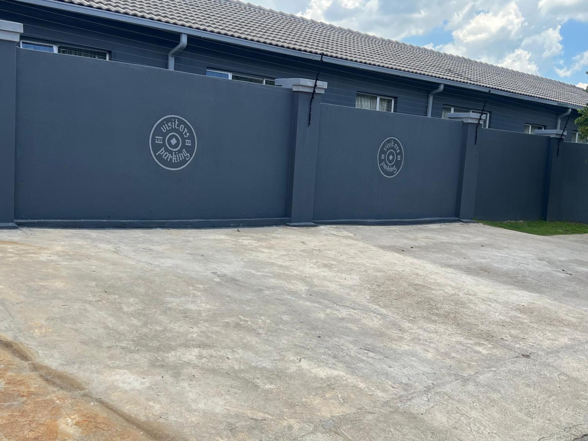 Ubuntu Lifestyle Estate Hotel Krugersdorp Exterior photo