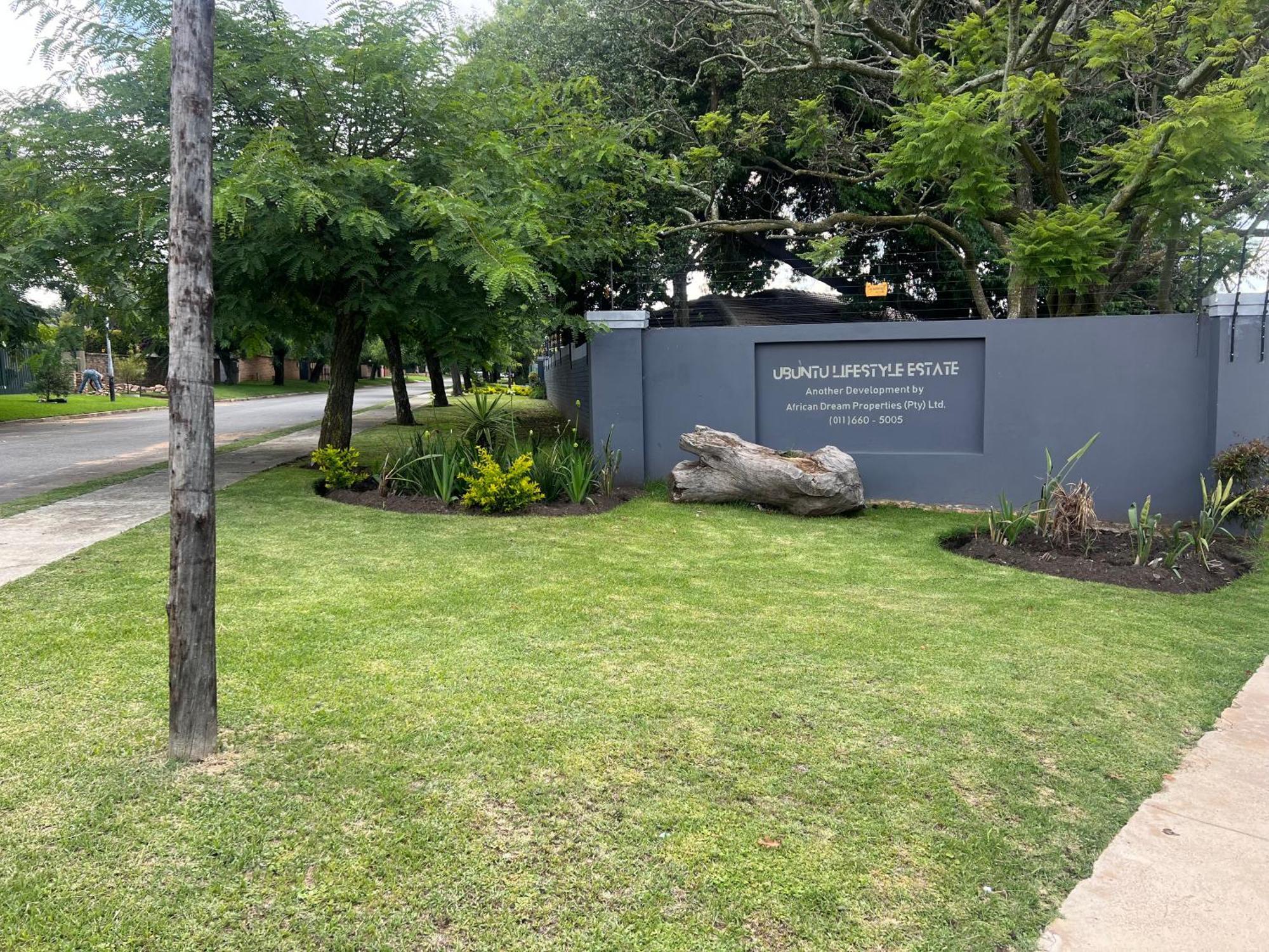 Ubuntu Lifestyle Estate Hotel Krugersdorp Exterior photo